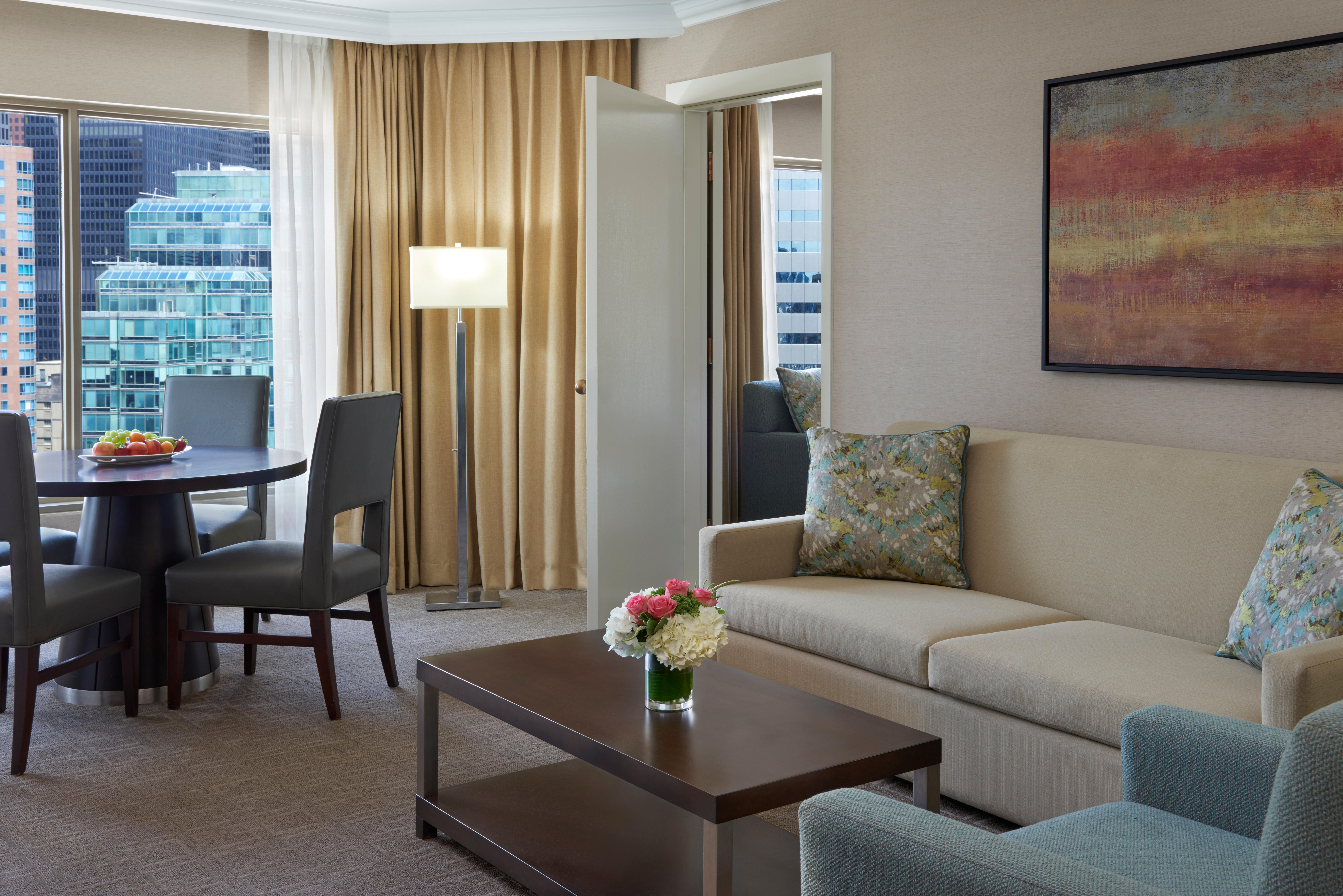 อินเตอร์คอนติเนนตัล โทรอนโต เซนเตอร์ Hotel โตรอนโต ภายนอก รูปภาพ